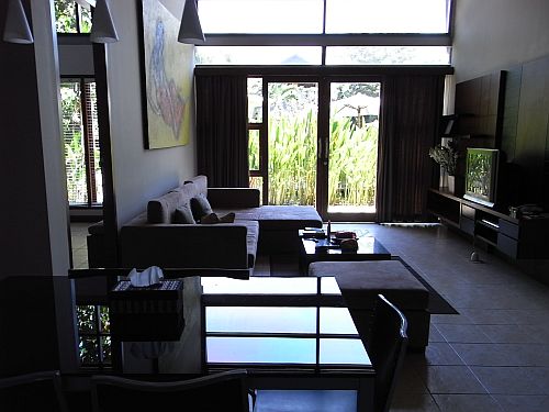 Villa Puri Ayu　　= Emerald 2bedroom Suite 1 =_c0102085_22115857.jpg