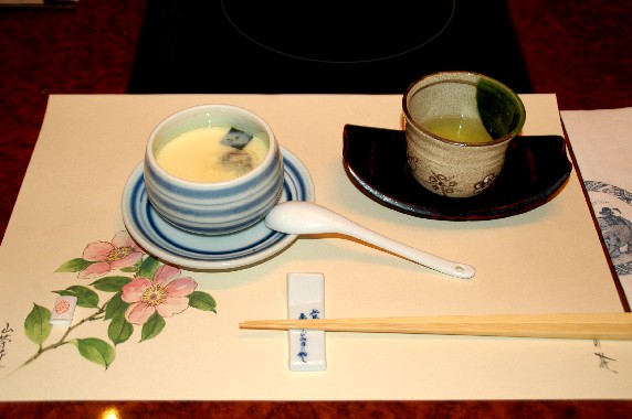 　　お食事処　１５年前（２００８年）の記事です。_b0093754_23283133.jpg