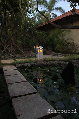 d0056263_22293348.jpg