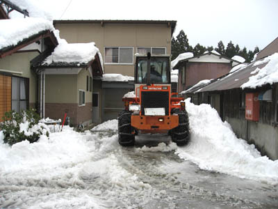 雪とのたたかい_f0077877_2111614.jpg