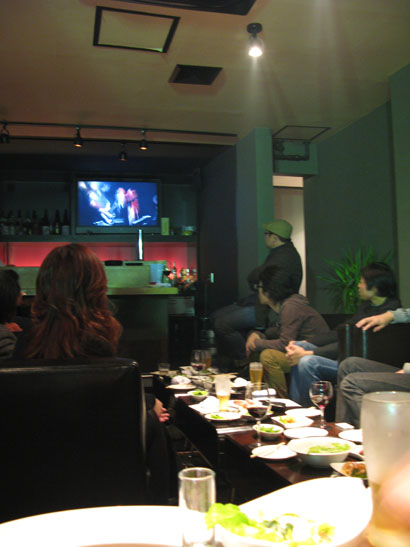 ライブDVD上映会 & イブの来訪者..._f0152550_17123954.jpg