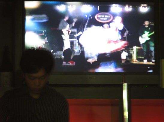 ライブDVD上映会 & イブの来訪者..._f0152550_1713326.jpg