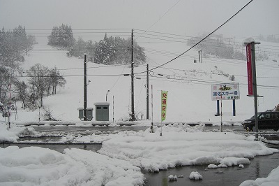 雪の浦佐スキー場_a0084753_1532448.jpg