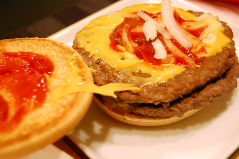 [雑]”DOUBLE QUARTER POUNDER WITH CHEESE”_f0002759_3262660.jpg