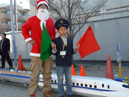 太陽ミニ鉄道　藤枝駅南口イベントで走りました！_f0195579_14121034.jpg