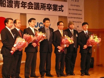 『2008年度 卒業式』_e0075103_16272542.jpg