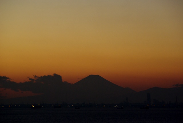 e0111217_2354571.jpg