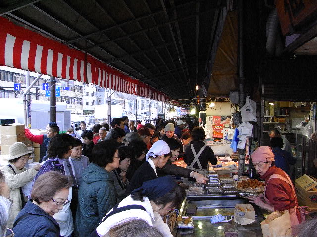 12月27日(土) 築地の賑わい_d0082944_11291891.jpg