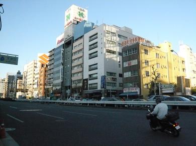 水道橋の「かつ吉」で、ロースかつ定食。_a0029277_11445428.jpg