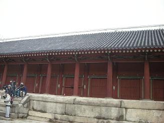 ソウルへ行ってきました♪　徳寿宮と宗廟_c0124359_2275762.jpg