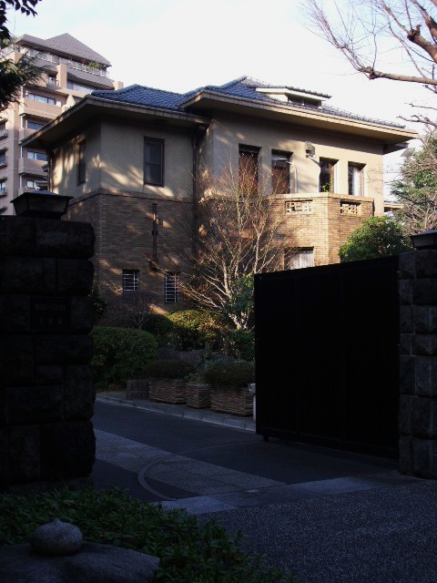 駐日ローマ法王庁、東京本願寺(建築家・木子幸三郎作品探訪)_f0142606_19211710.jpg