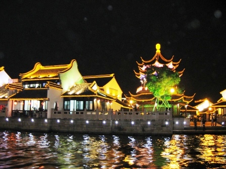 c0106372_2351726.jpg