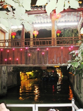 c0106372_2385991.jpg