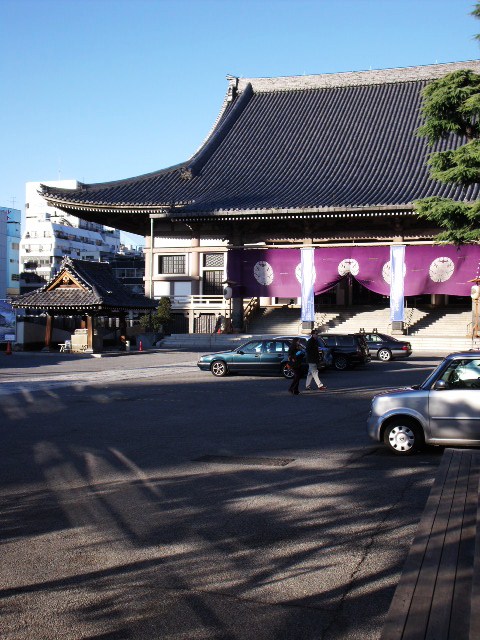 駐日ローマ法王庁、東京本願寺(建築家・木子幸三郎作品探訪)_f0142606_9465420.jpg