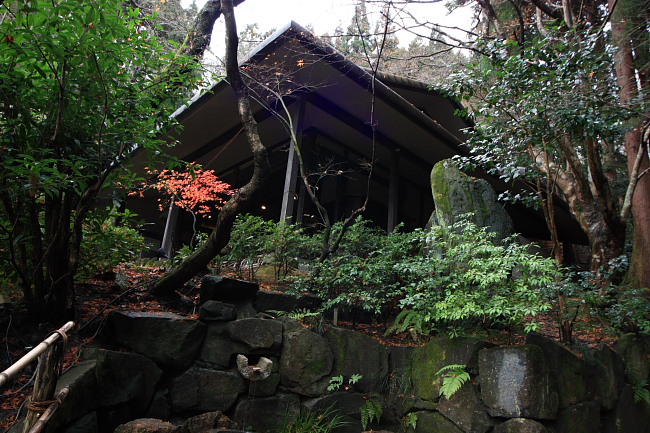 鹿ケ谷山荘 まねきねこ