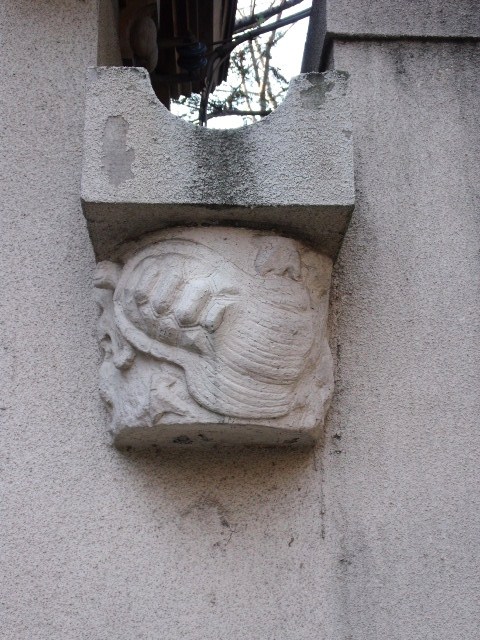 聖心女学院・正門(明治モダン建築探訪)その1_f0142606_2155711.jpg