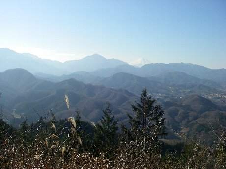 2009/1/2【神秘ハイキング】いわくらの山～丹沢石老山【奇岩の山】_b0116271_16291572.jpg