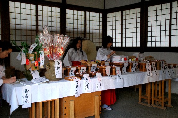 　　　初　詣_b0093754_0944100.jpg