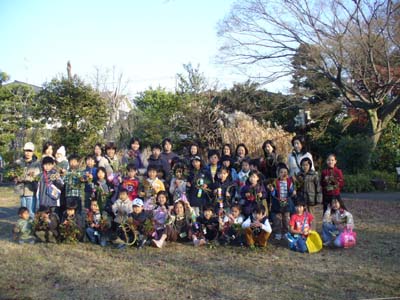 クリスマスリースと注連縄づくり_b0049307_105738.jpg