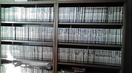 八木家の本棚 手塚治虫棚 : ボンニー八木社長の日々