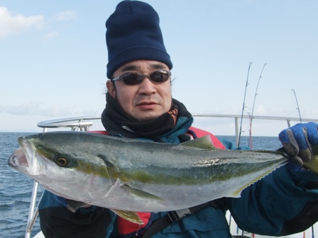 今年の初釣りは松山だー！その２　松山ジギング「Kaisei」　_f0106190_212371.jpg