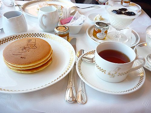 帝国ホテル　スヌーピー ハートフルステイ 　　スヌーピーのパンケーキで　朝ごはん＾＾☆*:.。.☆*†_a0053662_19542334.jpg
