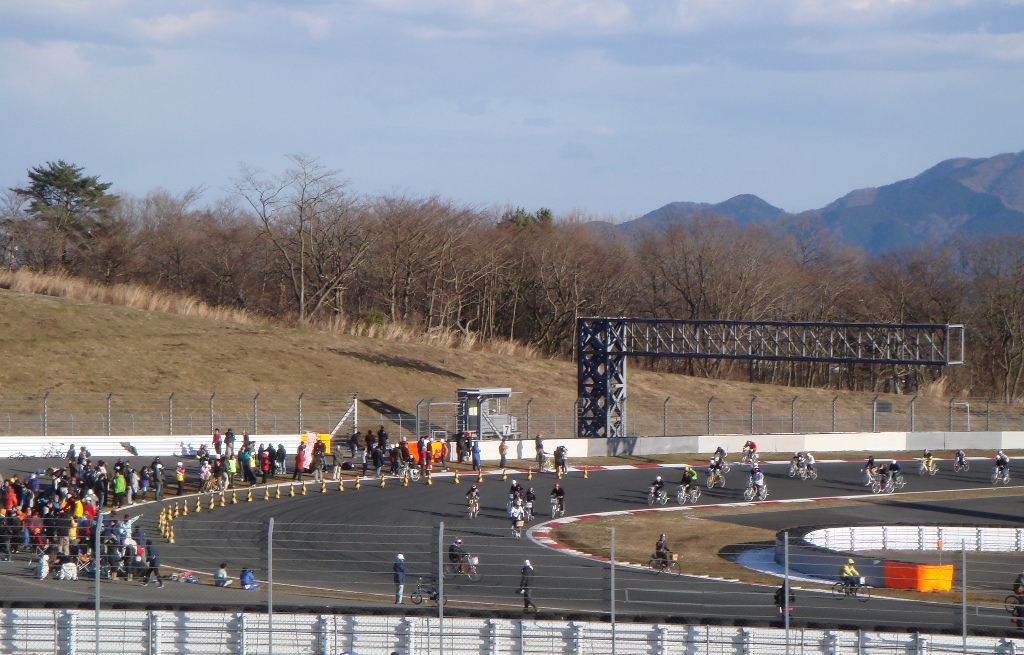 1月12日(月) 写真を送ってくれたのです が・・_d0082944_111330.jpg
