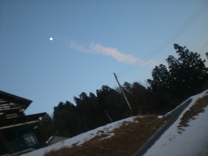 moon_d0112893_1771977.jpg
