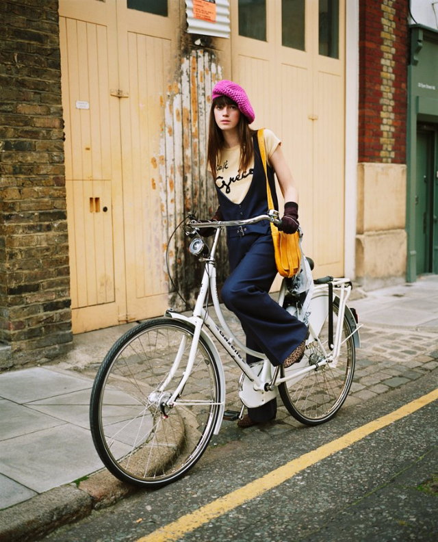 Girls+Bikes+Colors :: Gemma Booth_f0089299_8124971.jpg