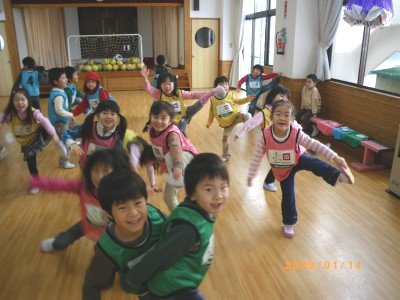 １月１４日　スギっ子巡回指導　～第一ルンビニ園～_e0127003_2354576.jpg