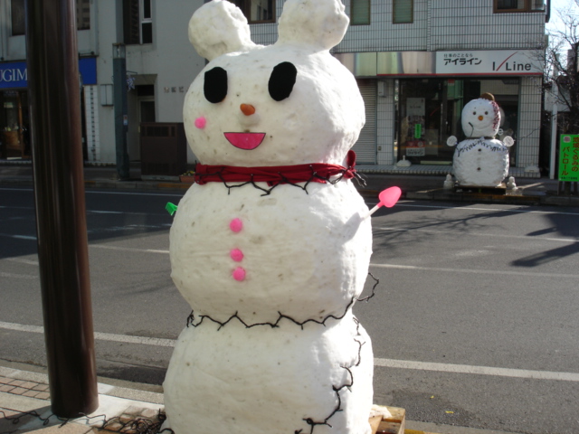 雪だるま　駅前_b0085907_15504687.jpg