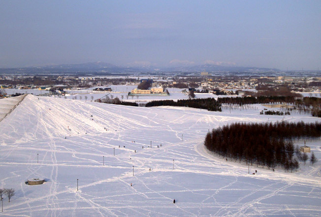 モエレ山でソリ遊び_d0117900_23304778.jpg