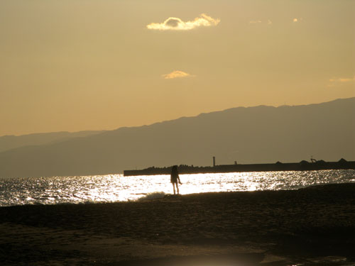 湘南・平塚の海岸でぉ散歩Time_c0011204_1740994.jpg