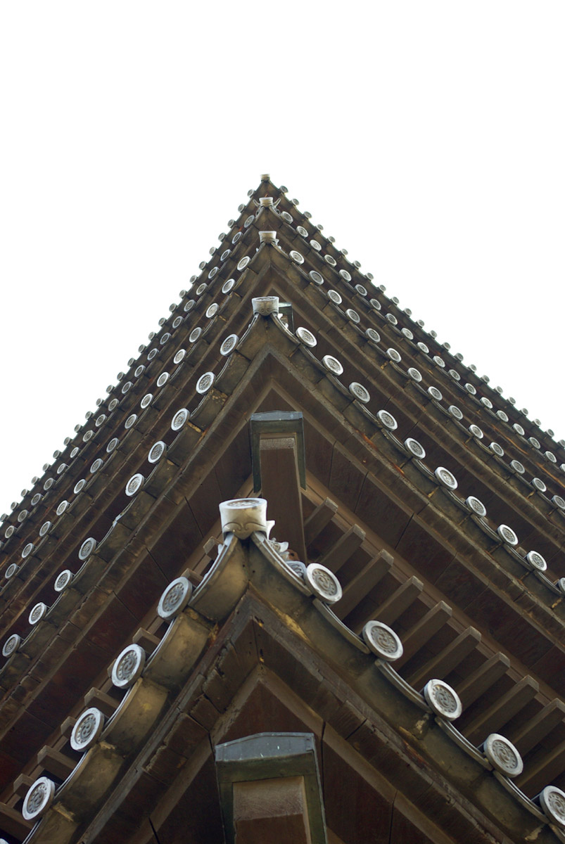京都・東寺の五重塔の耐震構造_e0142611_19233045.jpg