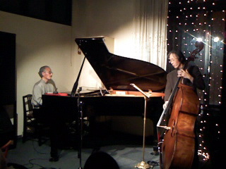 土曜のライブ!_c0188610_20475397.jpg