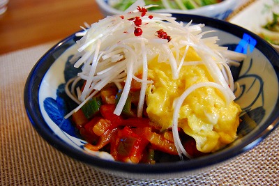 ピリから野菜丼＆タラの紹興酒蒸し_f0044114_2334325.jpg