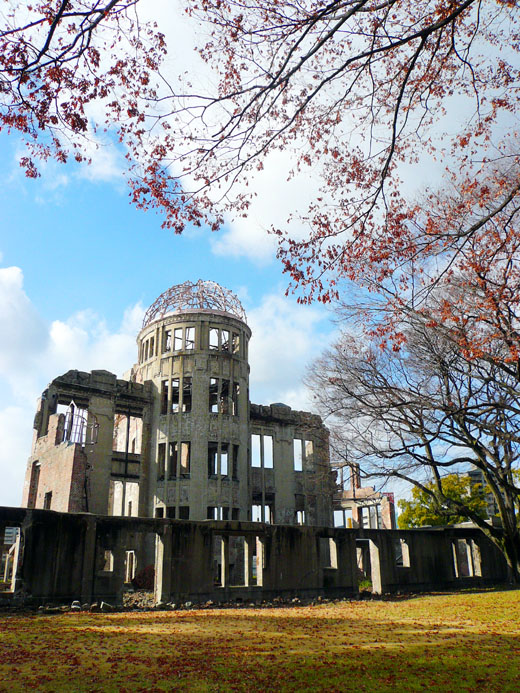 lands & islands 1 - HIROSHIMA & MIYAJIMA_c0048923_222173.jpg