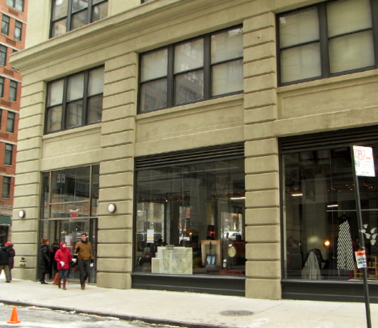 ブルックリンの室内型フリマ　Winter Antiques Pop-Up Market_b0007805_9144186.jpg