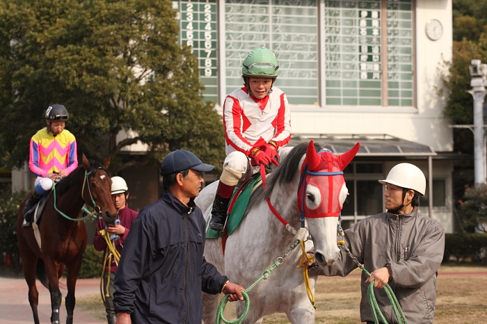 笹木美典騎手、高知競馬3勝目~_a0077663_1995213.jpg