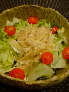 嬉しいサプライズと・・・ヤーコンのシャキシャキサラダ。_f0177295_959104.jpg