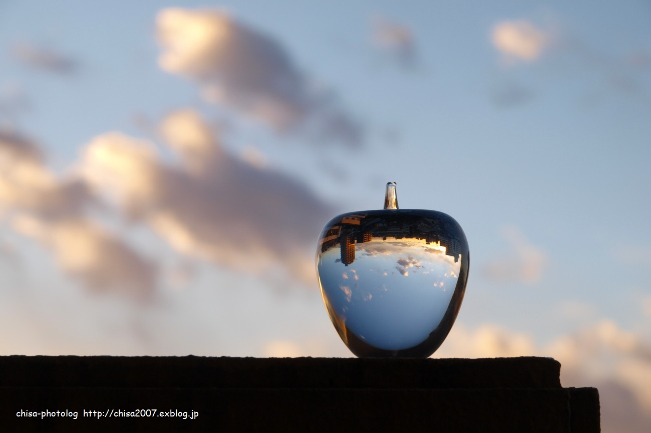 ガラスの中の夕空 Chisa Photolog ガラスの中の夕空 Chisa Photolog