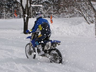 雪のカムロで、最強女王が復活！？_f0041031_0273629.jpg