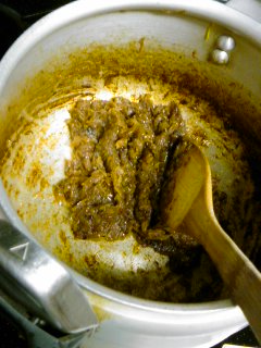 こままわし大会で感動!と・・・あめたまカレー。_f0177295_15292995.jpg