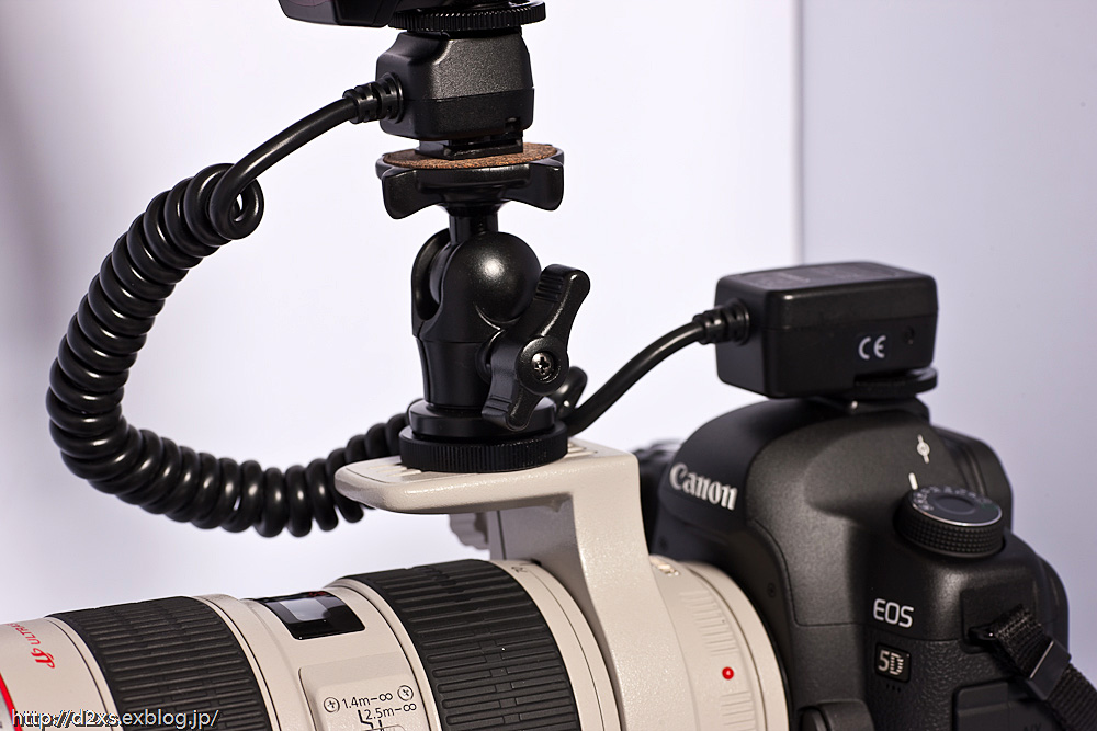 K-70 ボディ+18-250mm レンズ ストロボ付き K-70 ボディ+18-250mm レンズ ストロボ付き K-70 ボディ+18-250mm