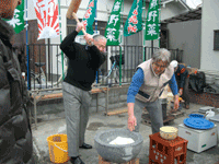b0049029_22383878.gif