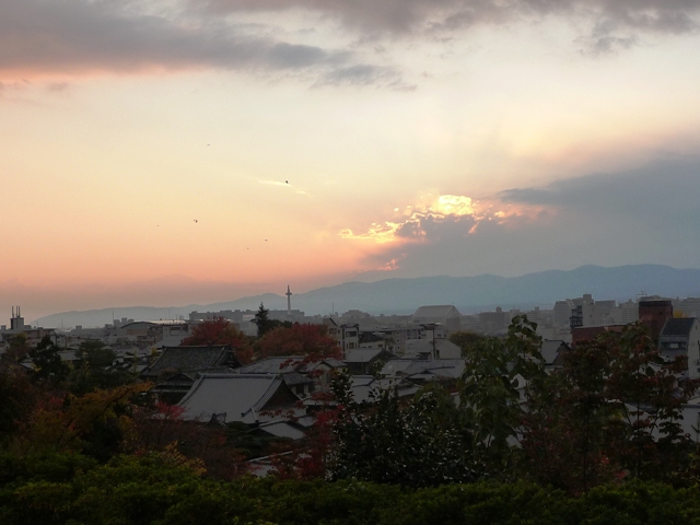 高台寺からの夕景_d0042474_2348973.jpg