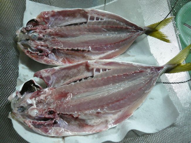 アジの開き 料理編_f0097683_2031049.jpg