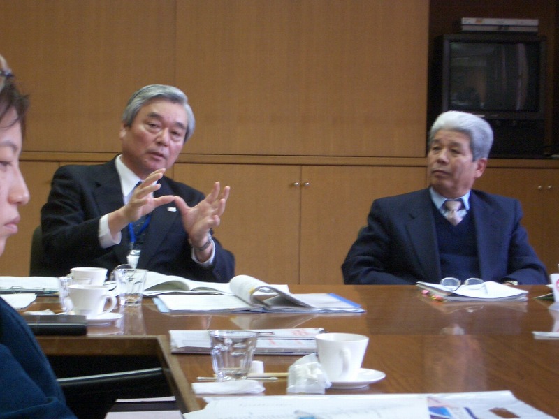 新人議員自主研修 「富士山観光交流ビューロー」_f0141310_2357274.jpg