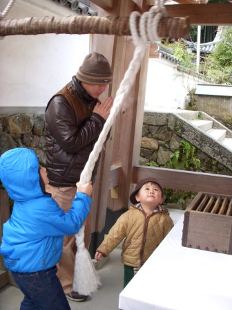 お礼参りに、松尾寺。_d0117529_13593917.jpg