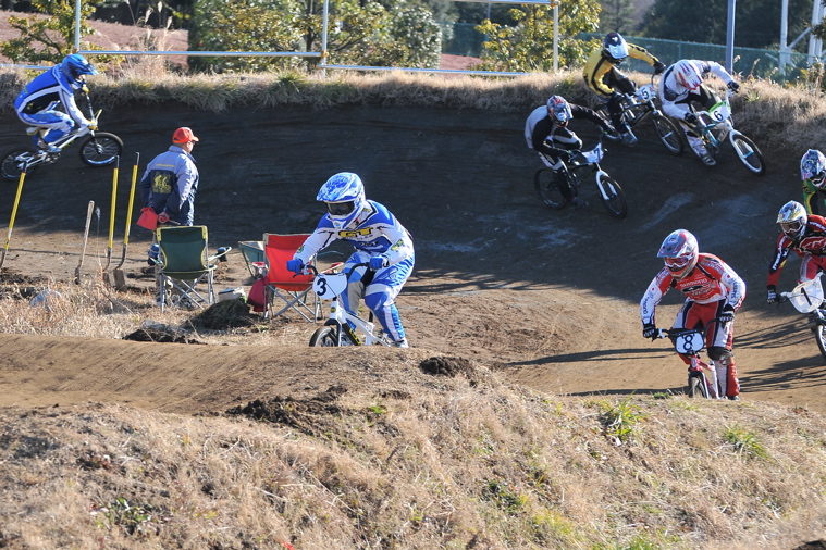 2009JOSF緑山１月オープニングレースVOL1：BMXエリートクラス決勝_b0065730_2119997.jpg